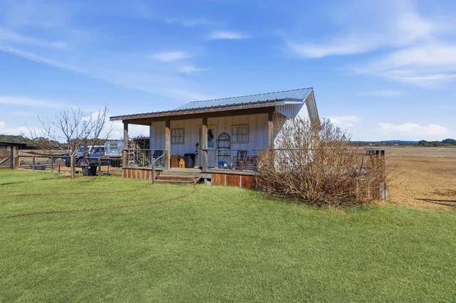 $1,800,000 | 3764 West Ranch Road 1623, Blanco, TX 78606