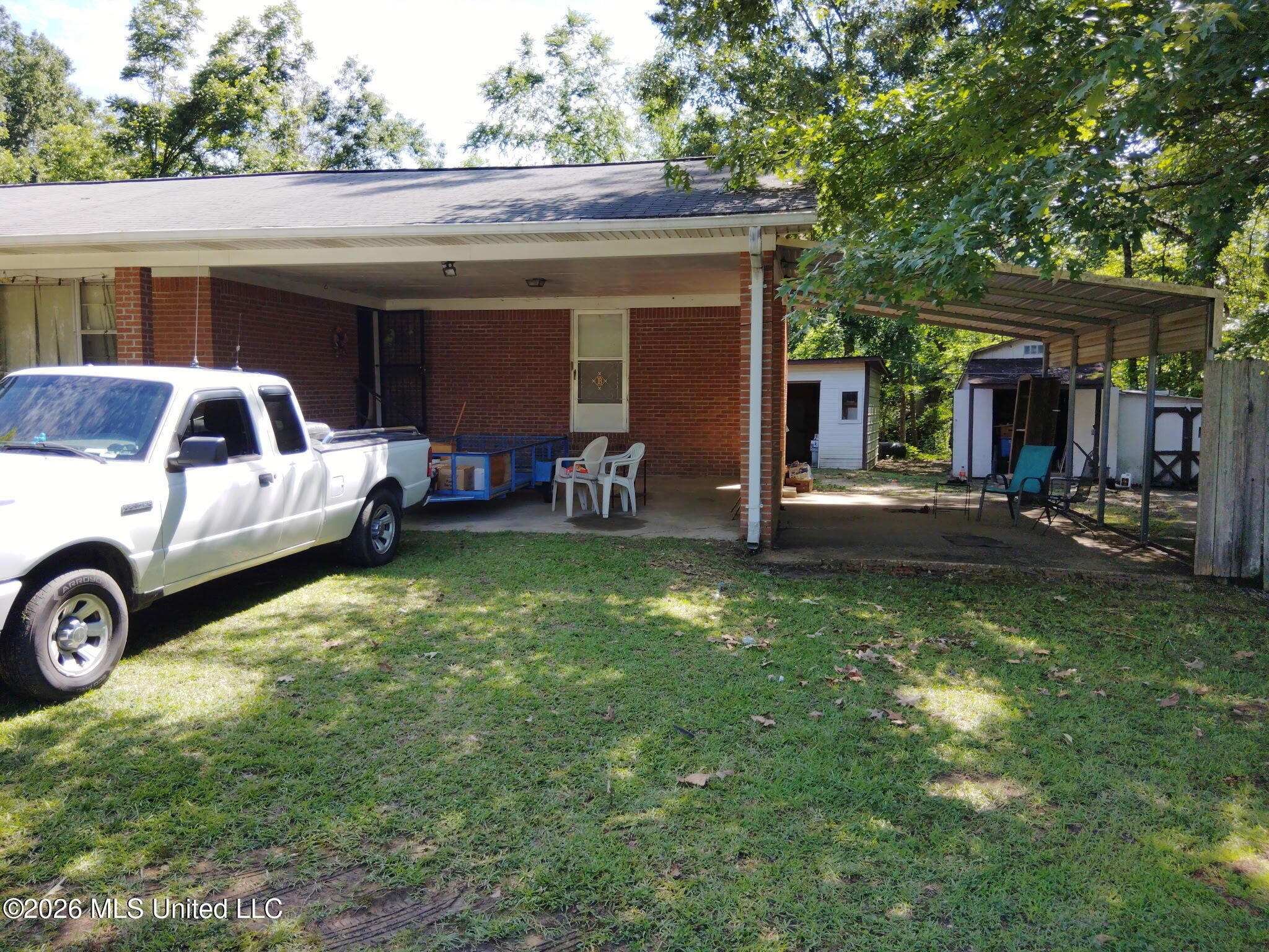 726 West Cooper Street Ripley, MS 38663 - Photo 2 of 14 3321918114074691367