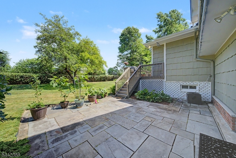 28 Lyonsville Road Boonton, NJ 07005 - Photo 40 of 47