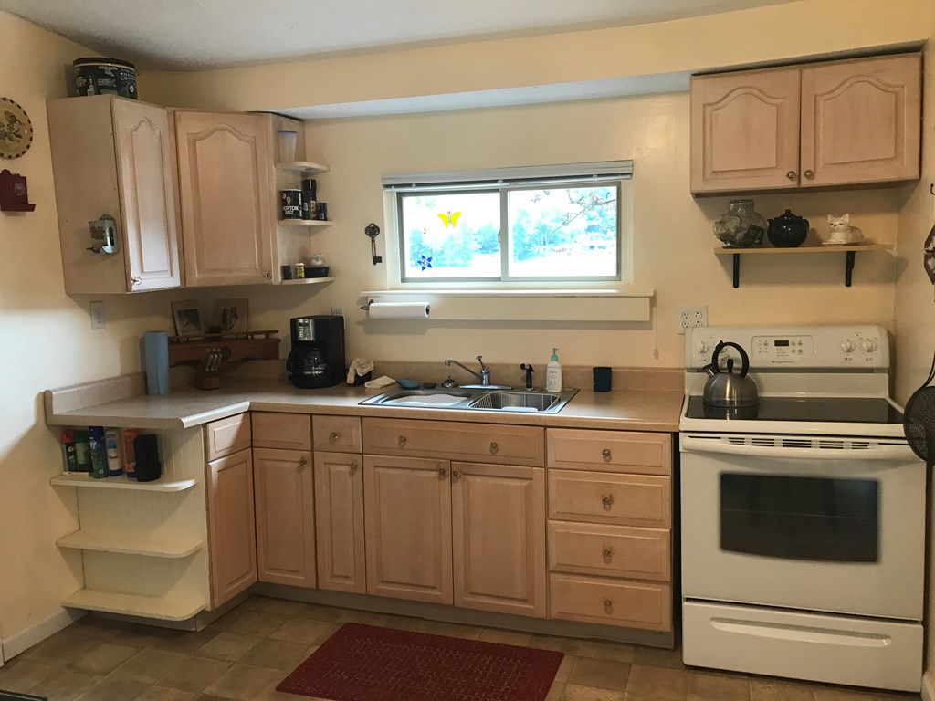 1529 Fishermans Cove Road Polk, PA 16342 - Photo 10 of 21