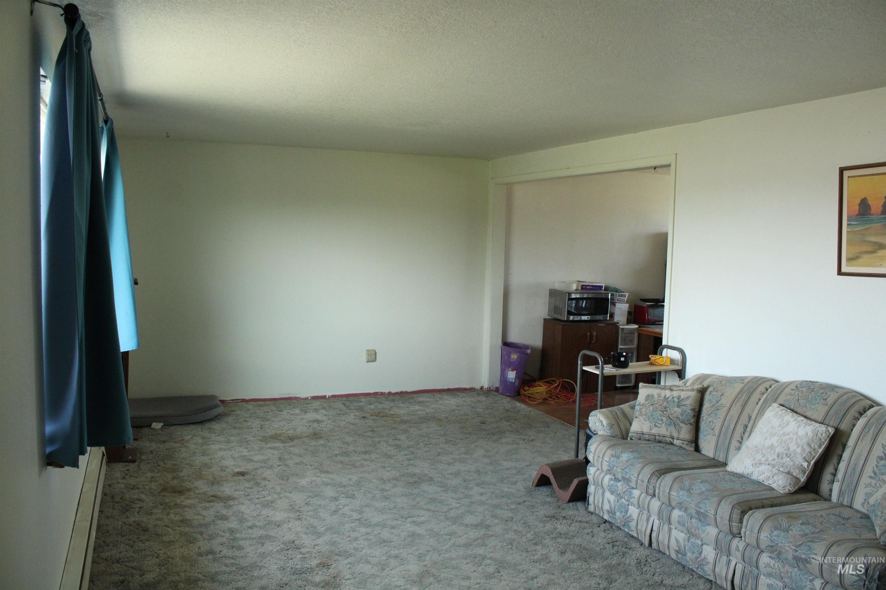 7111 Opaline Road Melba, ID 83641 - Photo 3 of 38