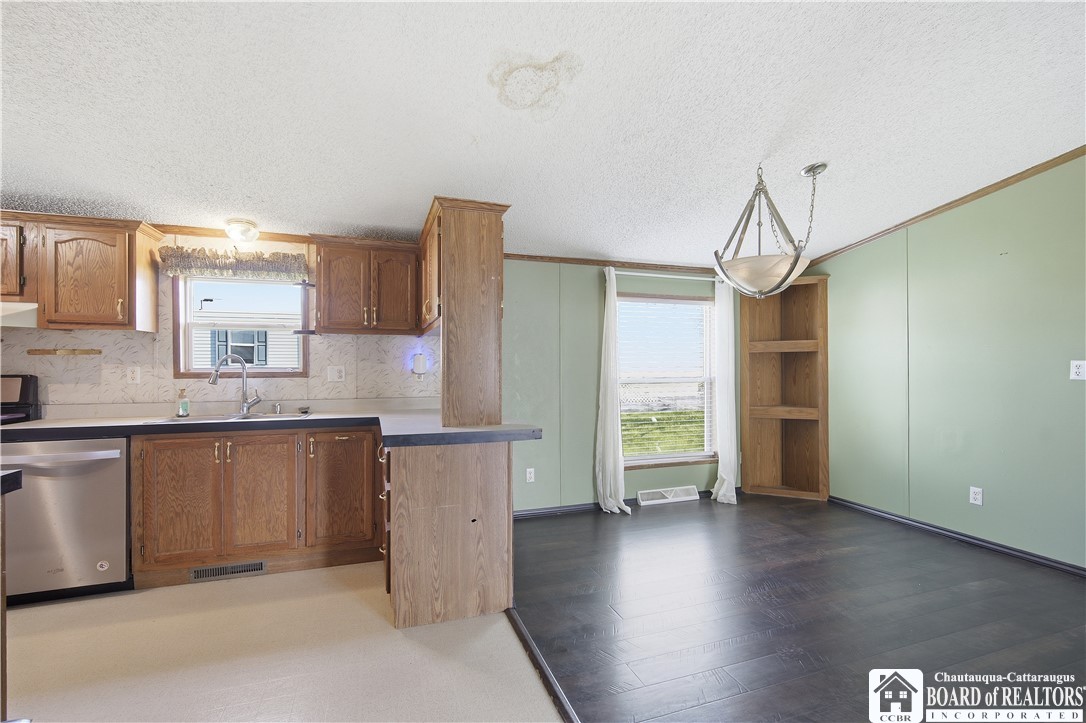 4911 Baker Street Ashville, NY 14710 - Photo 8 of 31