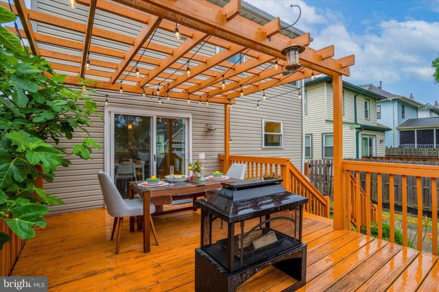 $537,000 | 241 Woodlawn Terrace, Collingswood, NJ 08108