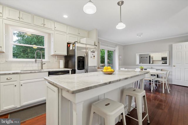 $537,000 | 241 Woodlawn Terrace, Collingswood, NJ 08108