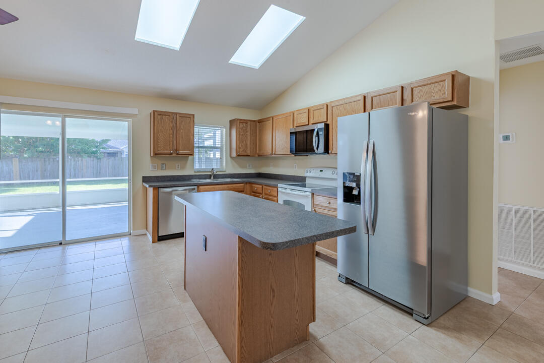 738 Southwest Monsoon Road Port St. Lucie, FL 34953 - Photo 8 of 20 738 SW Monsoon Road-8