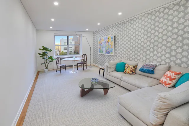 $685,000 | 161 East 91st Street, Unit 5H | Upper East Side