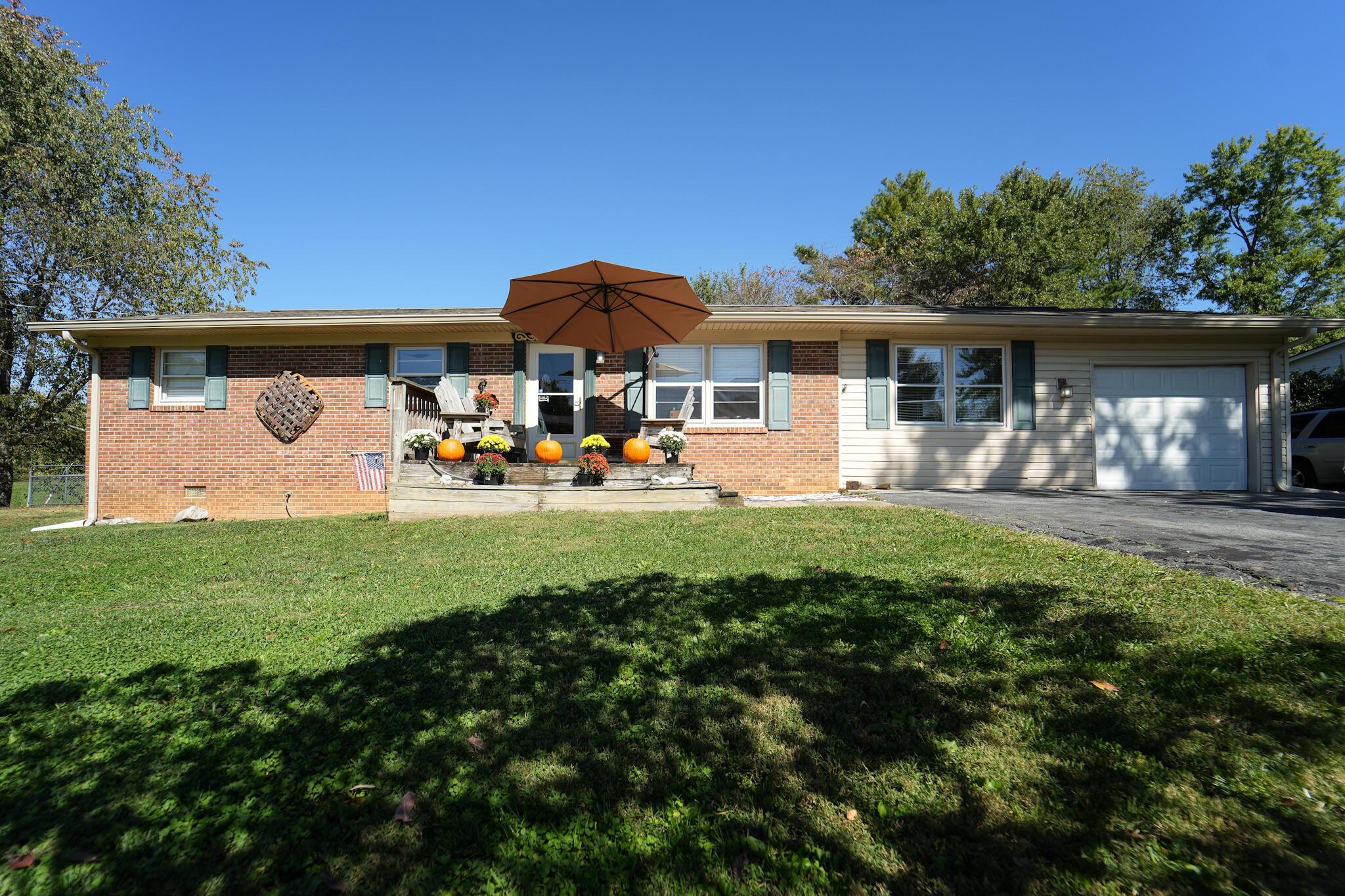 121 Timber Ridge Road Jonesborough, TN 37659 - Photo 1 of 20 DSC01797