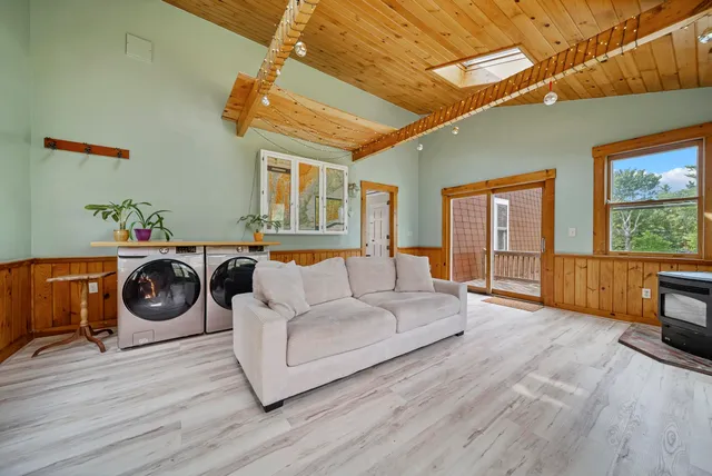 $499,900 | 526 Page Road, Bow, NH 03304