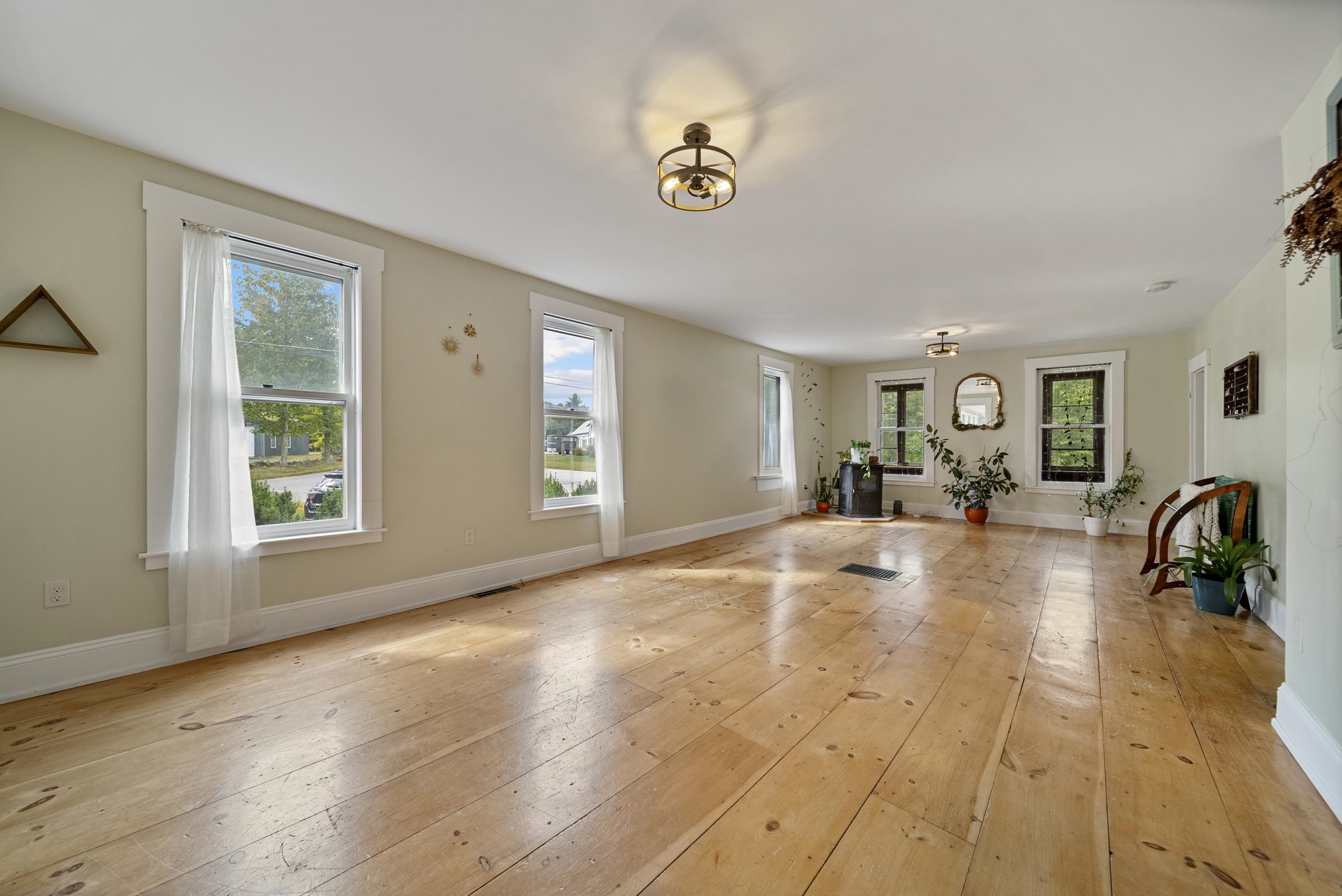 526 Page Road Bow, NH 03304 - Photo 17 of 51