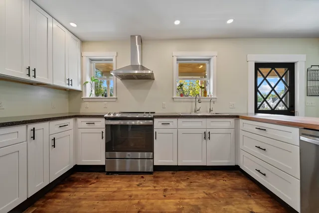 $499,900 | 526 Page Road, Bow, NH 03304