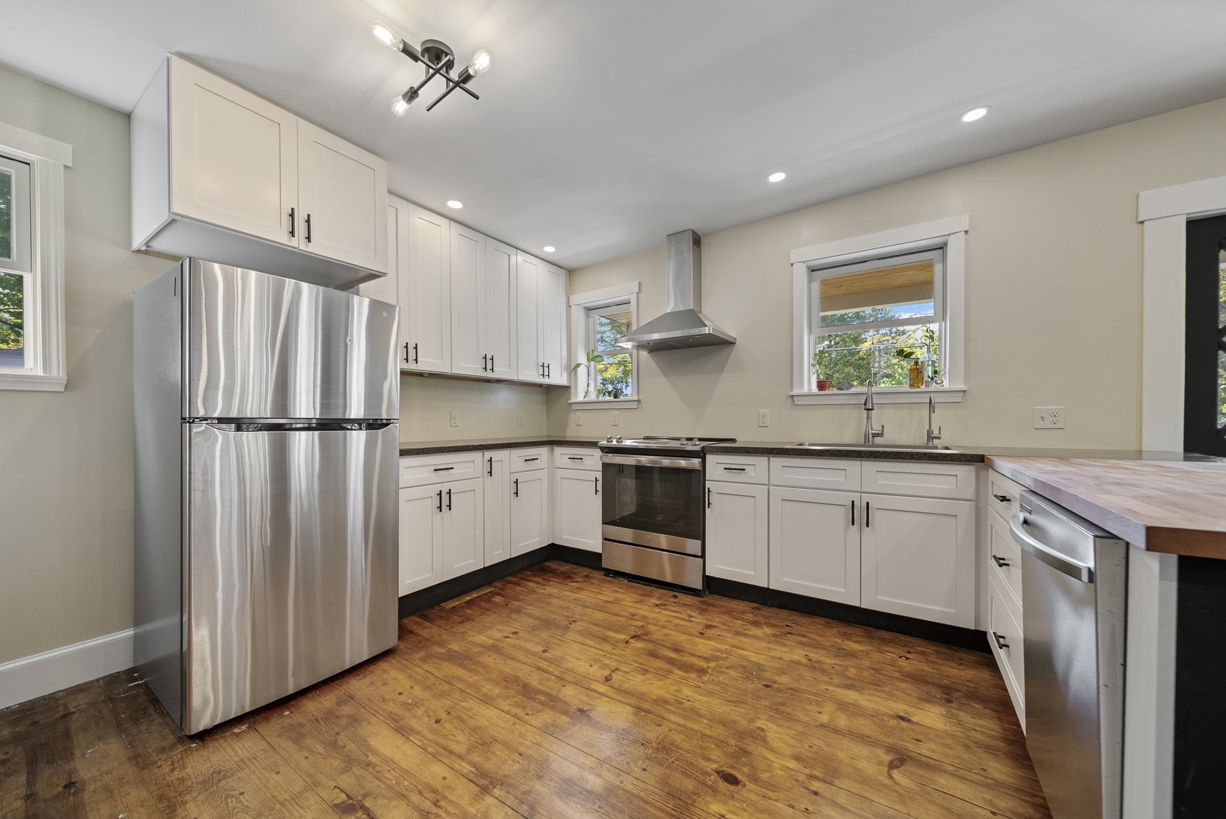 526 Page Road Bow, NH 03304 - Photo 7 of 51