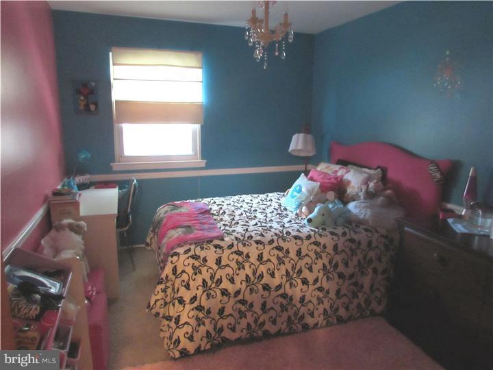 3702 Byrne Road Philadelphia, PA 19154 - Photo 13 of 22 Gallery Image 13