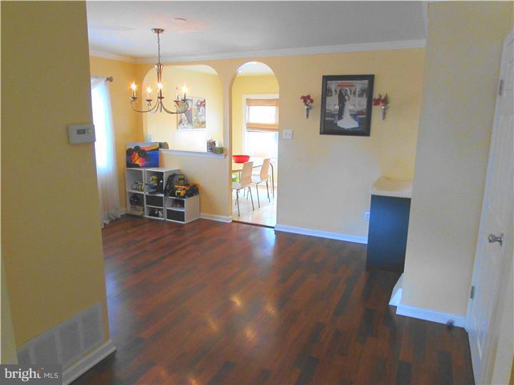 3702 Byrne Road Philadelphia, PA 19154 - Photo 5 of 22 Gallery Image 5