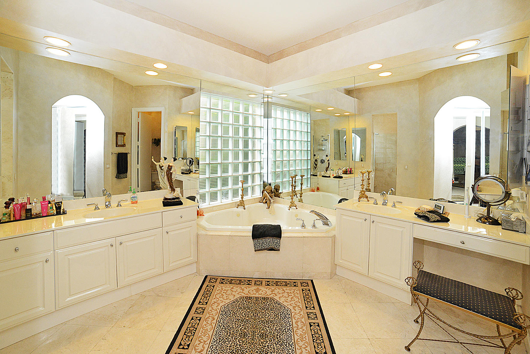 4134 Briarcliff Circle Boca Raton, FL 33496 - Photo 31 of 46 Master Bathroom