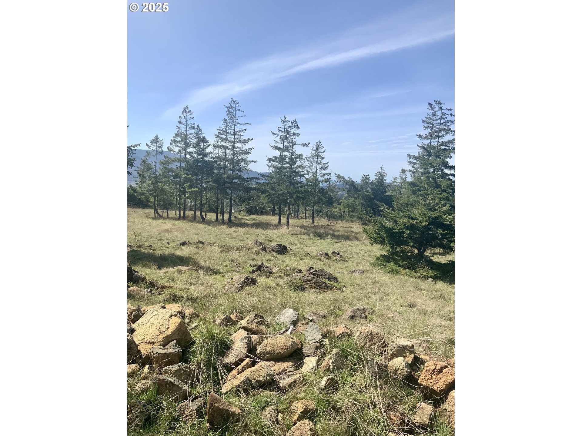 95645 Spirit Ridge Drive Gold Beach, OR 97444 - Photo 21 of 27 a view of sky from window