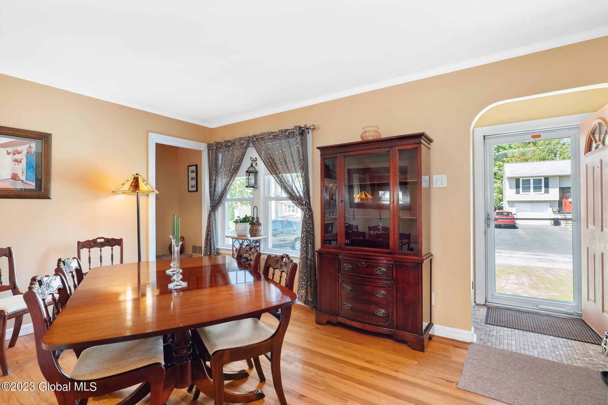 300 Nimitz Road Schenectady, NY 12304 - Photo 4 of 56 4-web-or-mls-300NimitzRd_04
