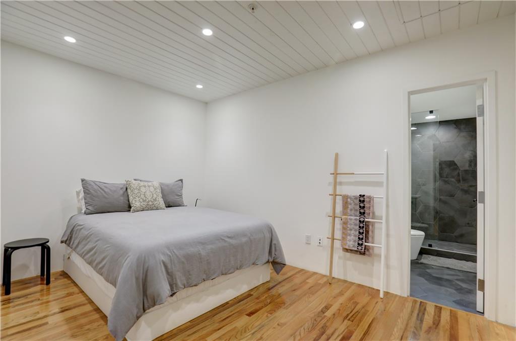 3235 Roswell Road, Unit 703 Atlanta, GA 30305 - Photo 23 of 26