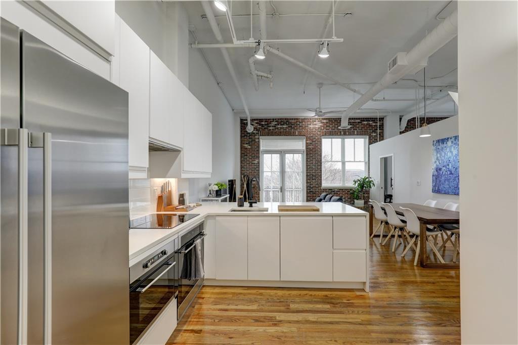 3235 Roswell Road, Unit 703 Atlanta, GA 30305 - Photo 3 of 26