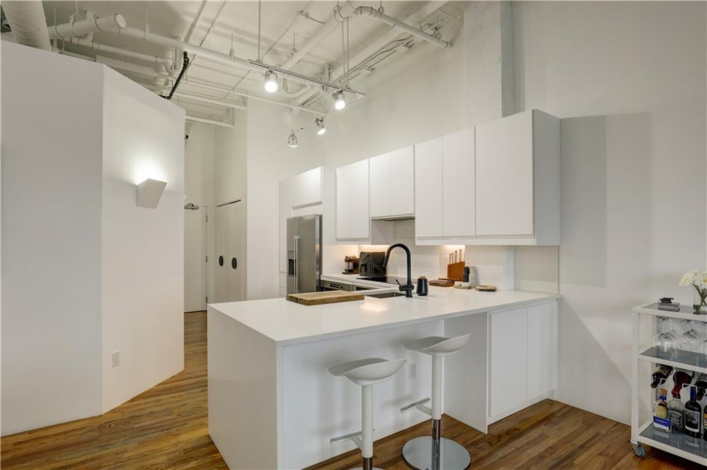 3235 Roswell Road, Unit 703 Atlanta, GA 30305 - Photo 5 of 26