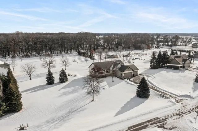 $515,000 | 30835 141st Street Northwest, Princeton, MN 55371