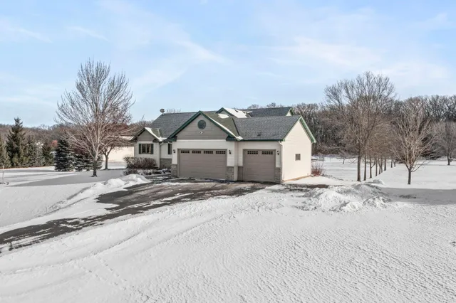 $515,000 | 30835 141st Street Northwest, Princeton, MN 55371