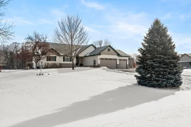$515,000 | 30835 141st Street Northwest, Princeton, MN 55371