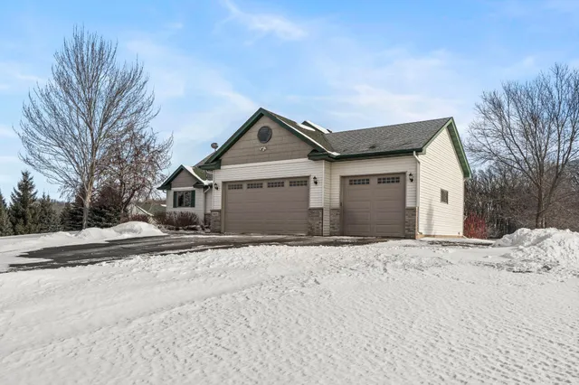 $515,000 | 30835 141st Street Northwest, Princeton, MN 55371
