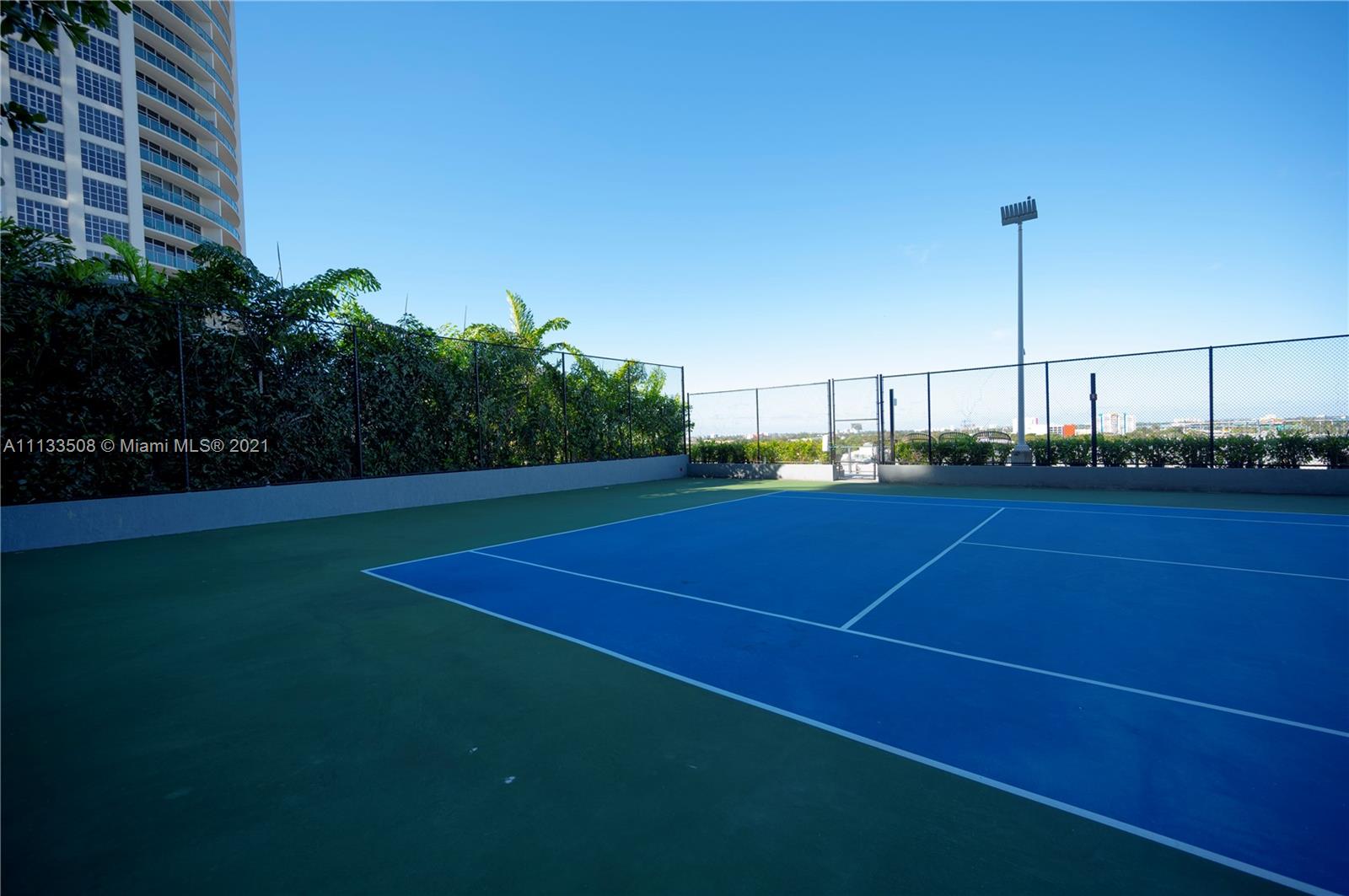 121 Northeast 34th Street, Unit 3003 Miami, FL 33137 - Photo 37 of 57