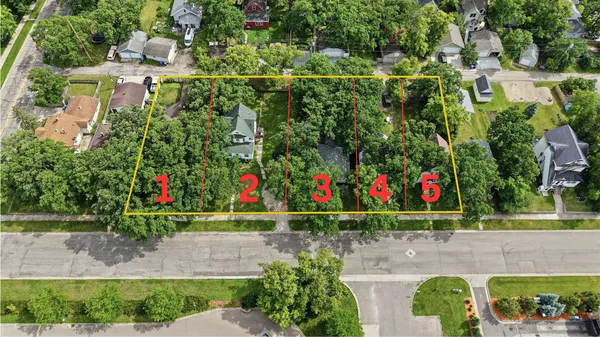 $1,000,000 | 315 Park Street, Detroit Lakes, MN 56501