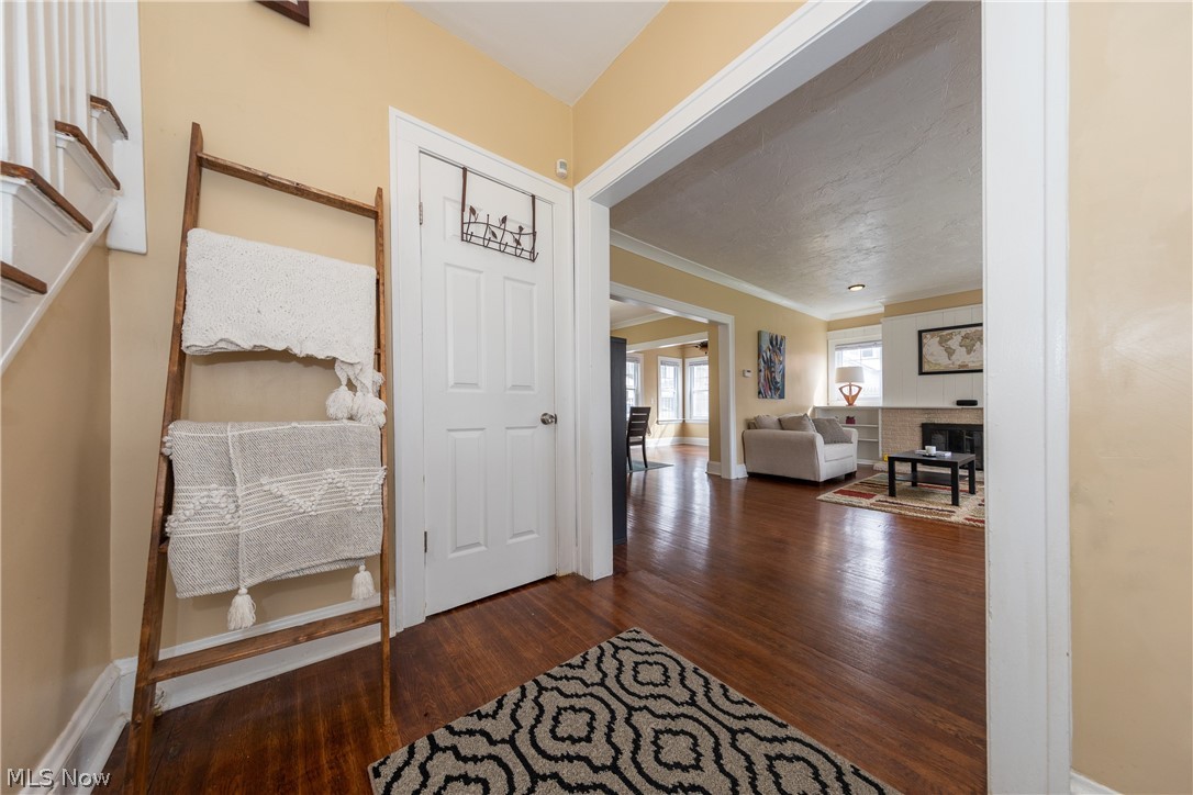 3115 Edgehill Road Cleveland, OH 44118 - Photo 3 of 35 Gallery Image 3
