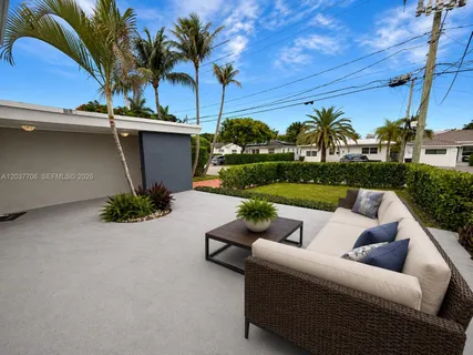 $1,595,000 | 9156 Froude Avenue, Surfside, FL 33154