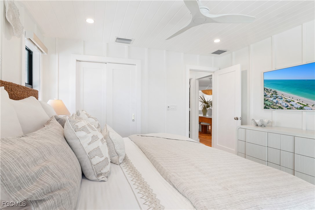 24 Beach Homes Captiva, FL 33924 - Photo 19 of 40