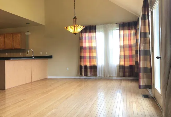 $2,850 | 4838 Sycamore Drive, Ypsilanti, MI 48197