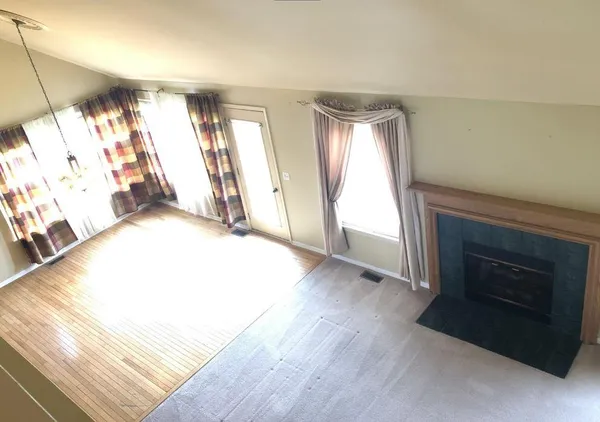 $2,850 | 4838 Sycamore Drive, Ypsilanti, MI 48197