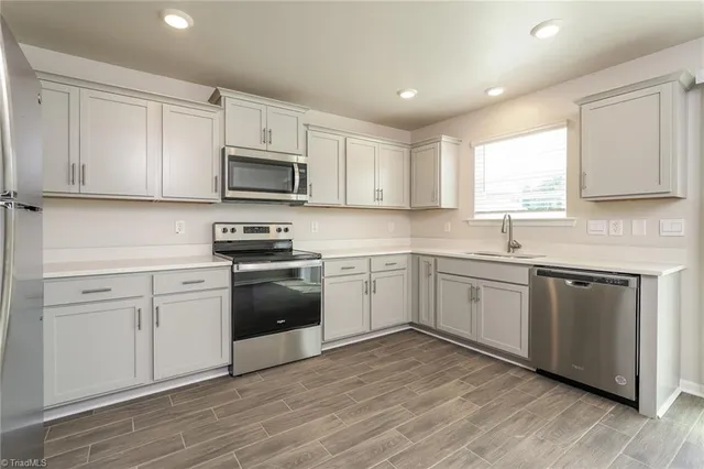 $2,160 | 114 Ovada Avenue, Lexington, NC 27295