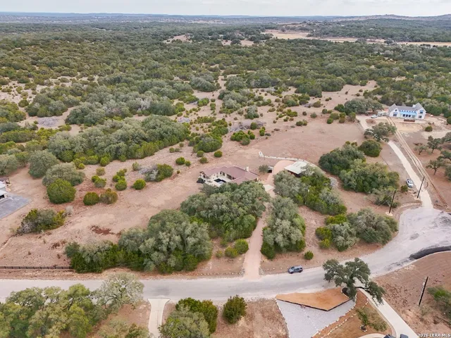 $995,000 | 117 Las Nueves Drive, Blanco, TX 78606