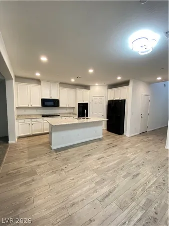 $3,150 | 3176 Fern Nook Avenue, Henderson, NV 89052