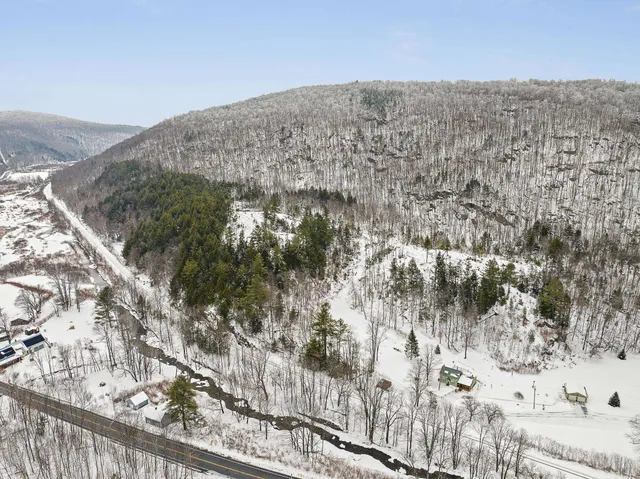 $400,000 | 527 Highway 12A, Granville, VT 05669