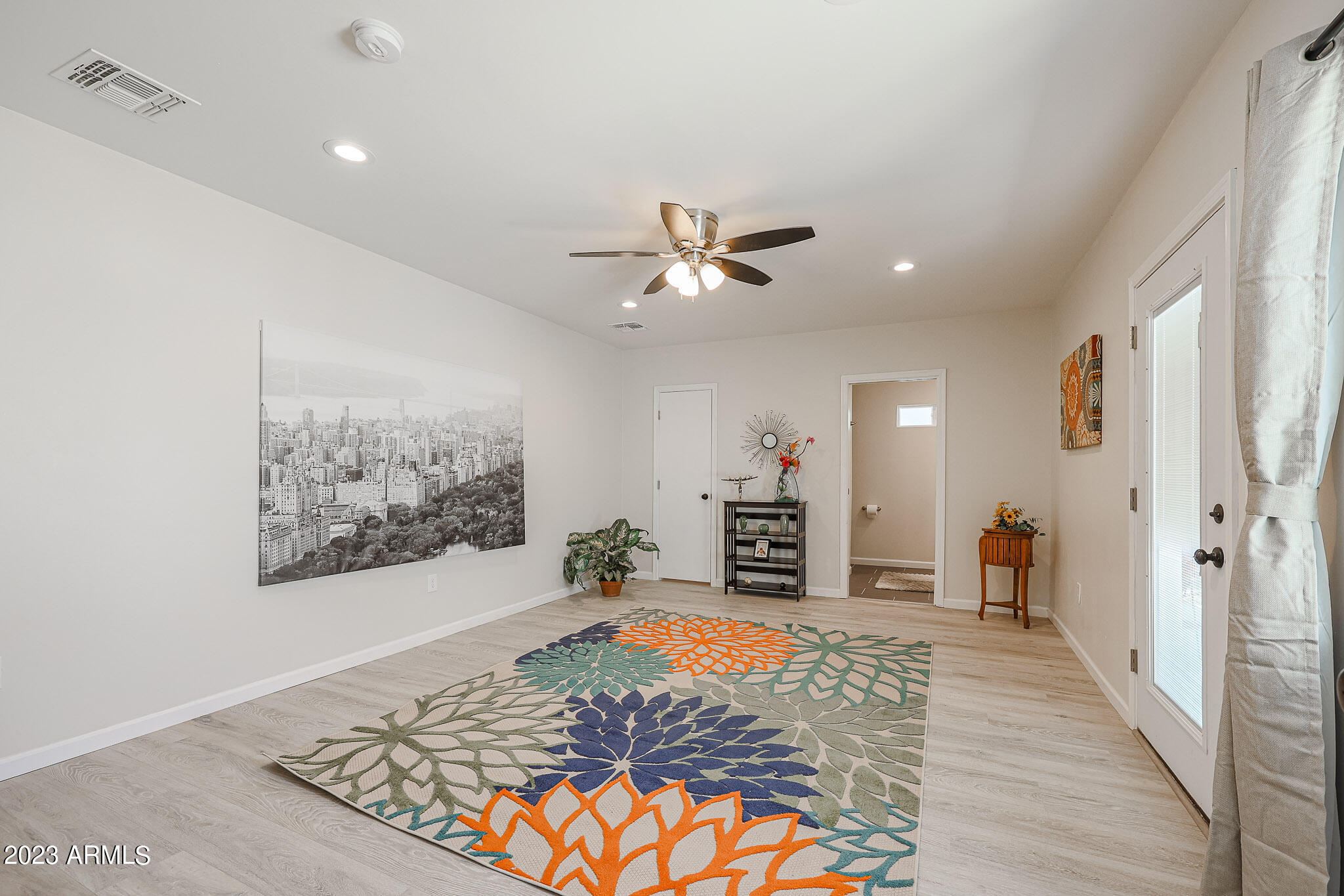 2547 West Adams Street Phoenix, AZ 85009 - Photo 21 of 42 Primary bedroom