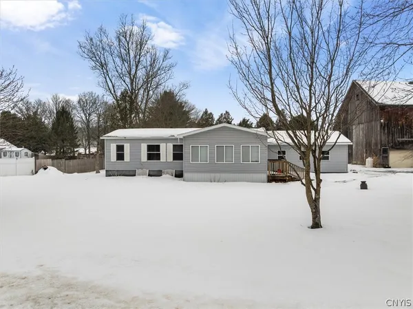 $184,900 | 3145 Simmons Road, Augusta, NY 13477