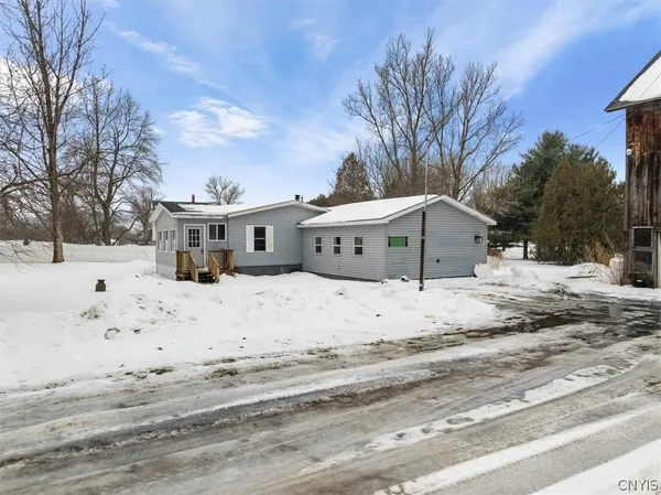 $184,900 | 3145 Simmons Road, Augusta, NY 13477