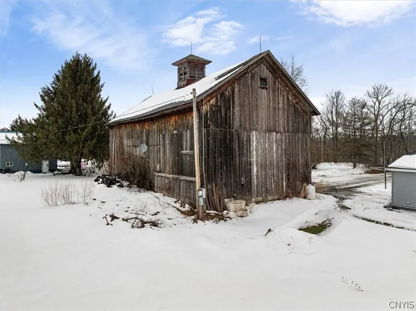 $184,900 | 3145 Simmons Road, Augusta, NY 13477