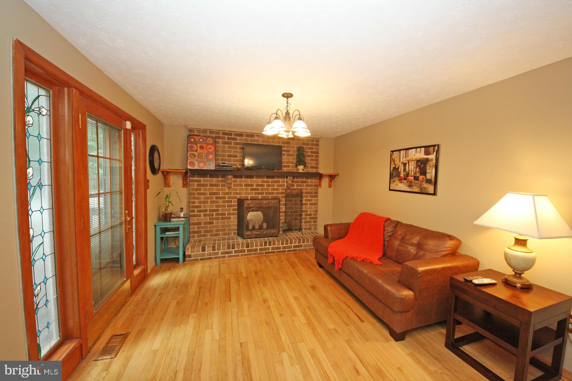 9326 Northgate Road Laurel, MD 20723 - Photo 11 of 30 Family Room