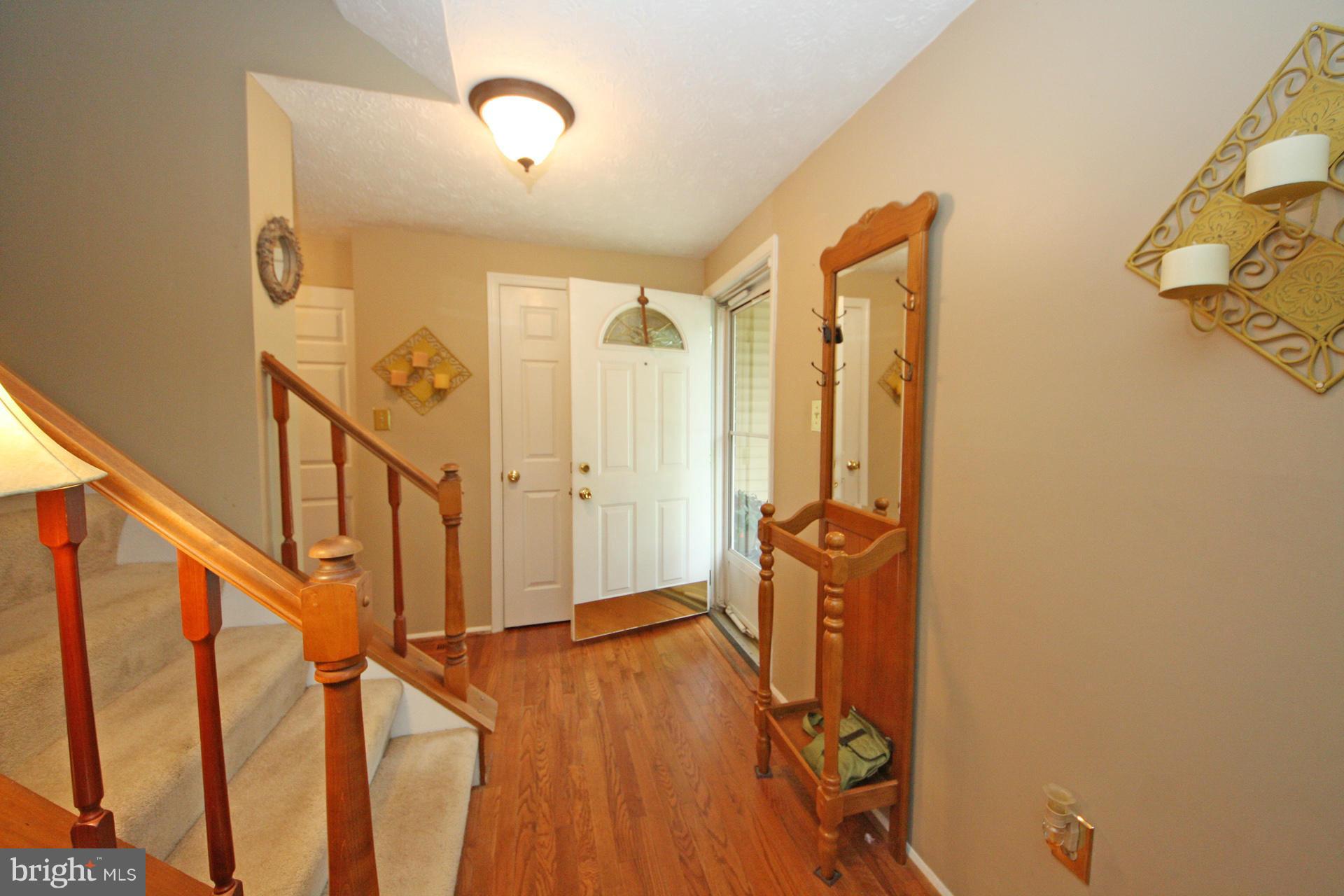 9326 Northgate Road Laurel, MD 20723 - Photo 4 of 30 Entrance Foyer