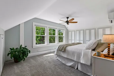 $750,000 | 5685 Howards Point Road, Excelsior, MN 55331