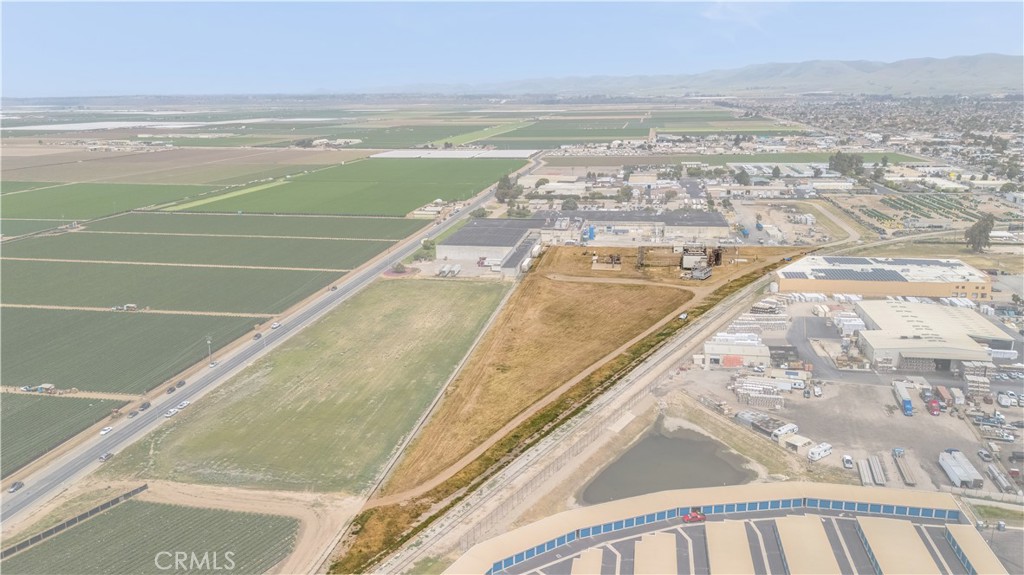 802 Hanson Way Santa Maria, CA 93458 - Photo 2 of 2