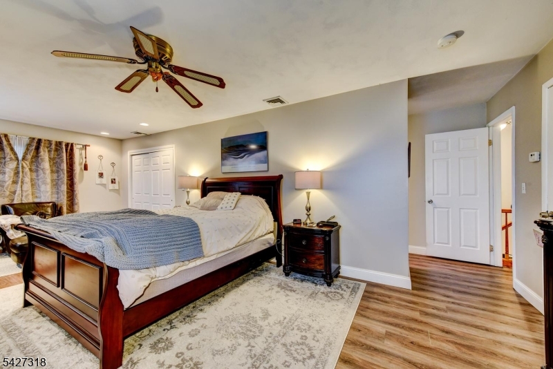 52 Ashburn Road Wayne, NJ 07470 - Photo 25 of 49