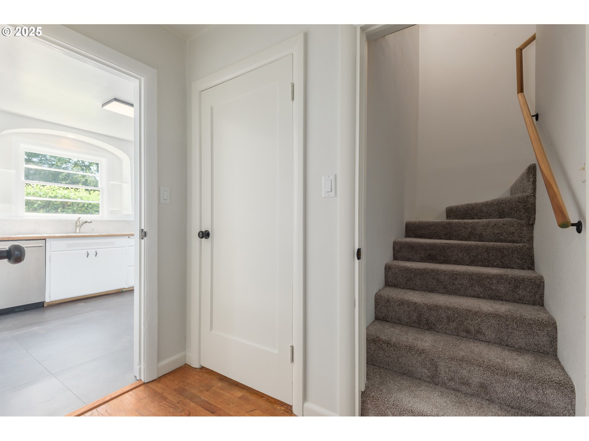 91225 Coburg Road Eugene, OR 97408 - Photo 24 of 46 Bedroom