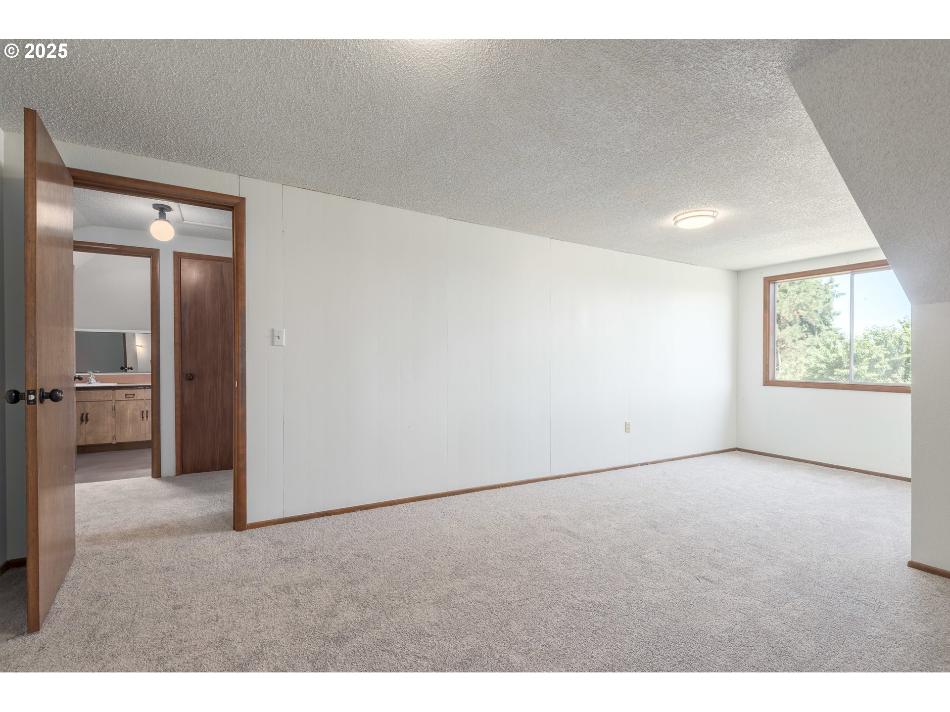 91225 Coburg Road Eugene, OR 97408 - Photo 28 of 46 Bedroom
