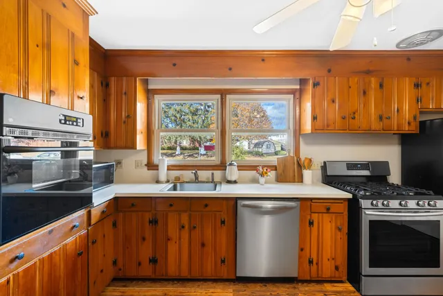 a close view of stove top oven